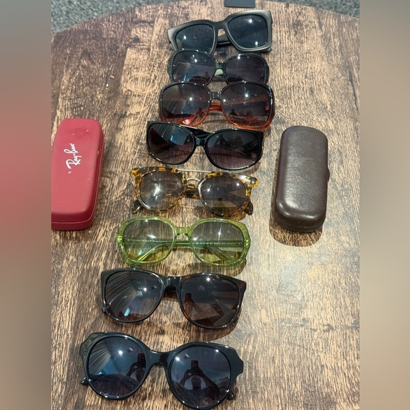 Sunglasses Bundle Collection - Picture 1 of 4